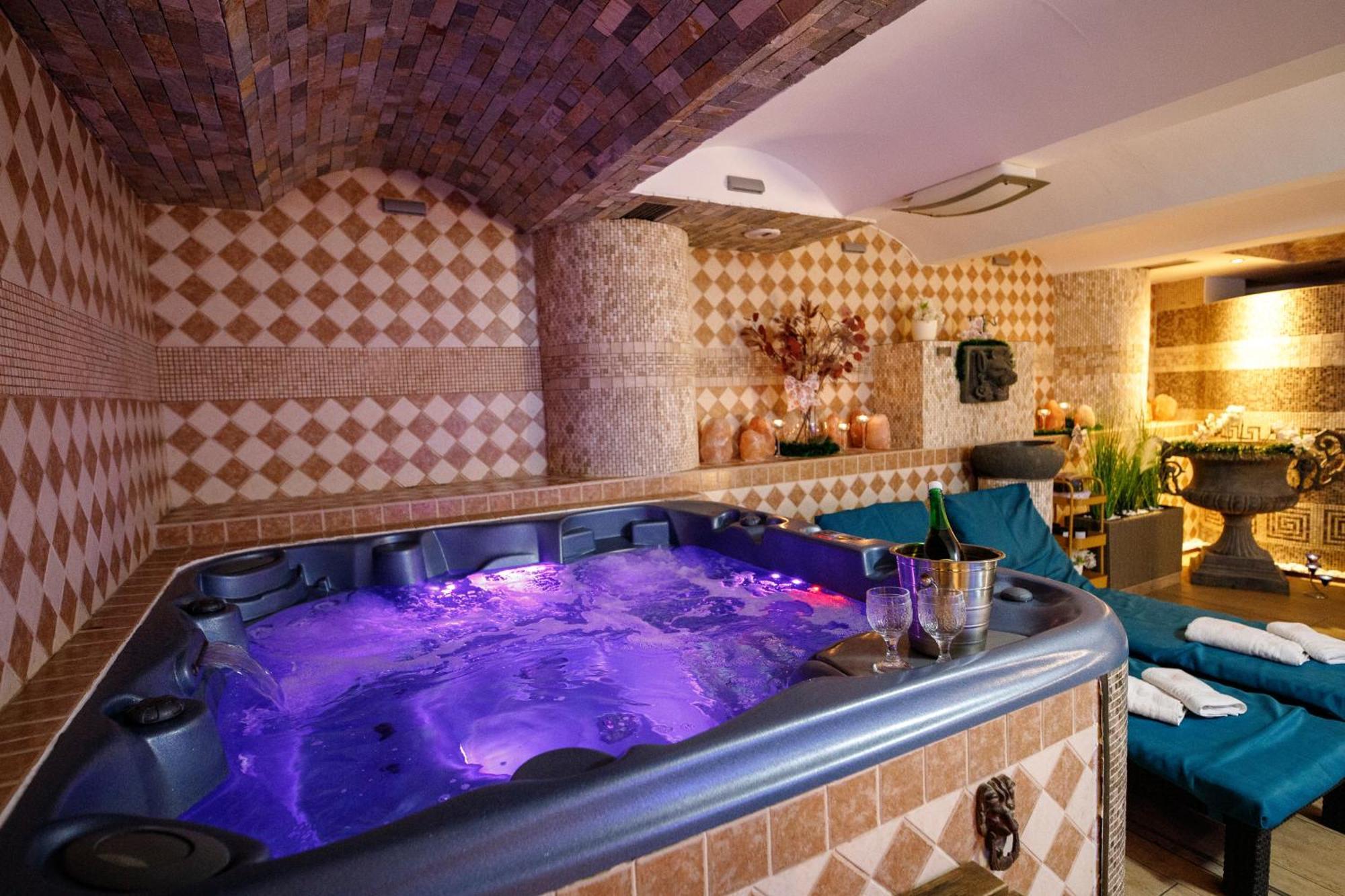 Wellness Hotel Beethoven Chomutov Zewnętrze zdjęcie