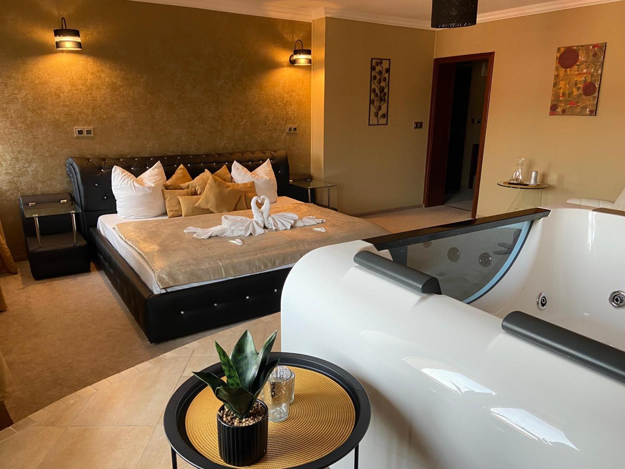 Wellness Hotel Beethoven Chomutov Zewnętrze zdjęcie
