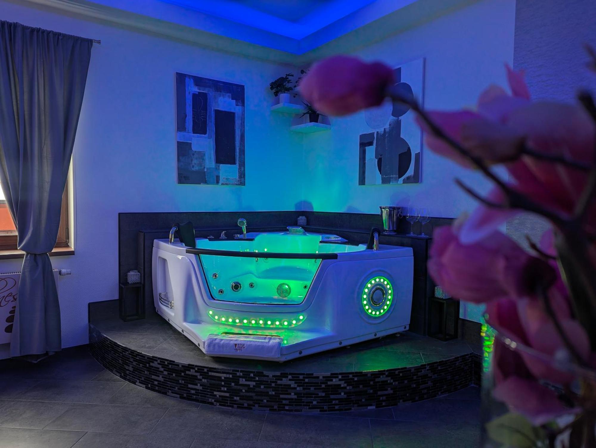 Wellness Hotel Beethoven Chomutov Zewnętrze zdjęcie