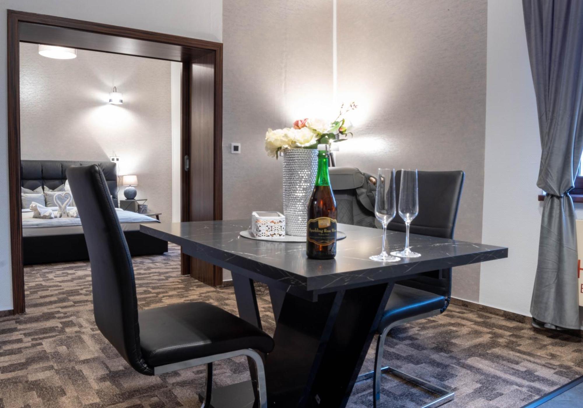 Wellness Hotel Beethoven Chomutov Zewnętrze zdjęcie