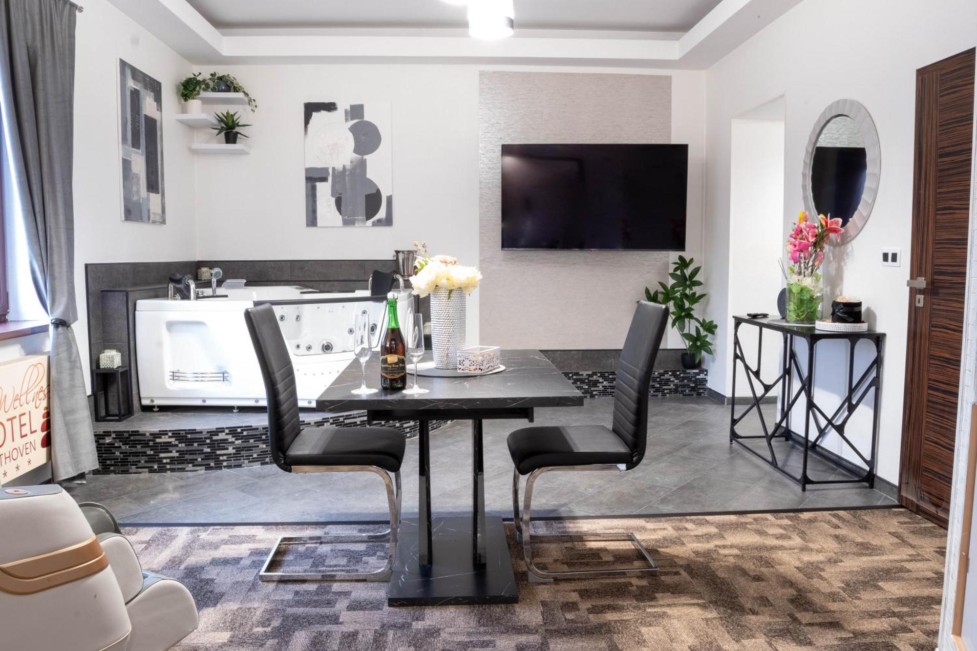 Wellness Hotel Beethoven Chomutov Zewnętrze zdjęcie