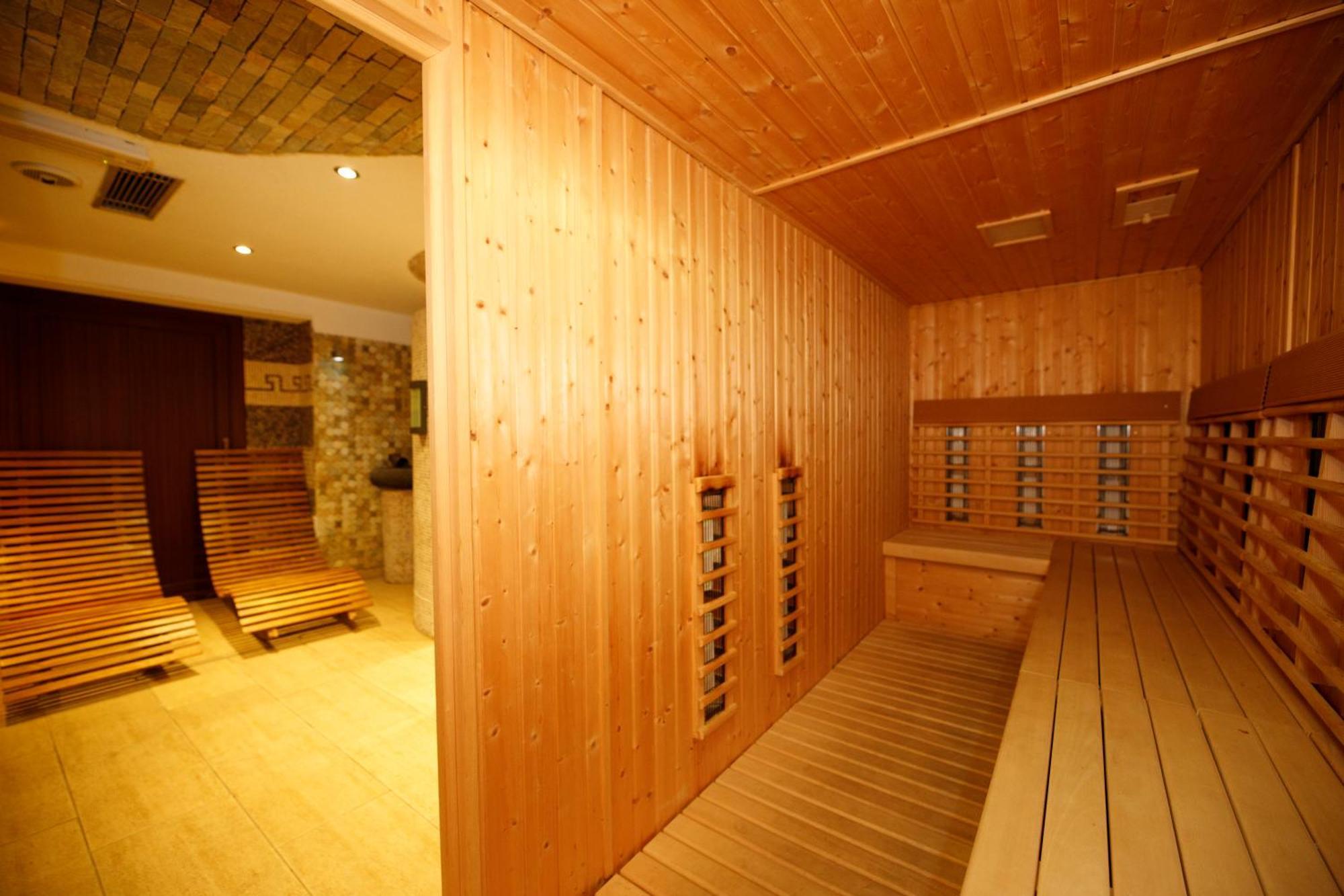 Wellness Hotel Beethoven Chomutov Zewnętrze zdjęcie
