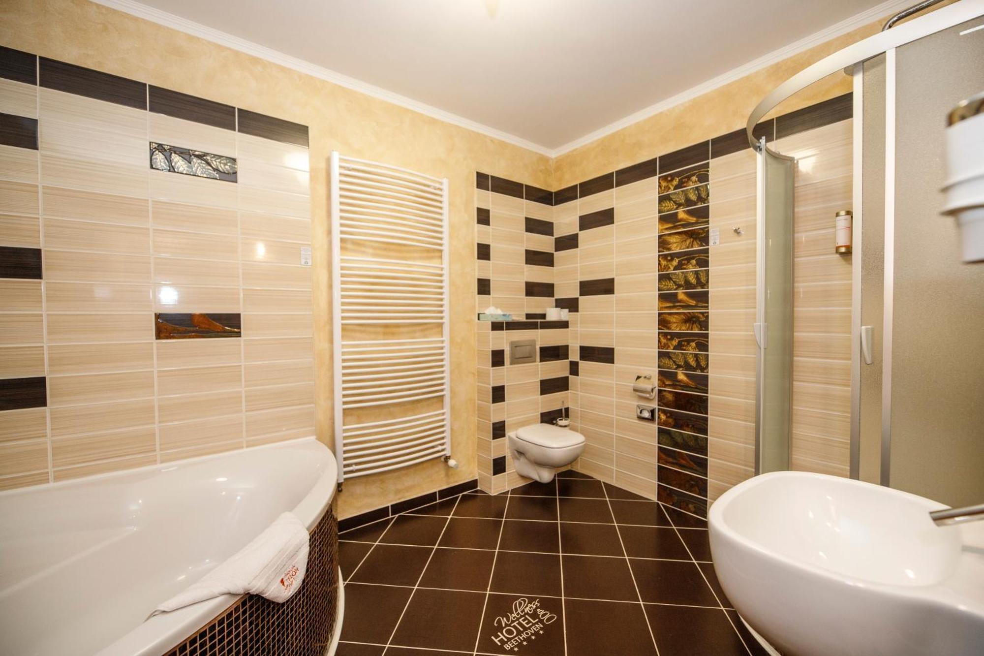 Wellness Hotel Beethoven Chomutov Zewnętrze zdjęcie