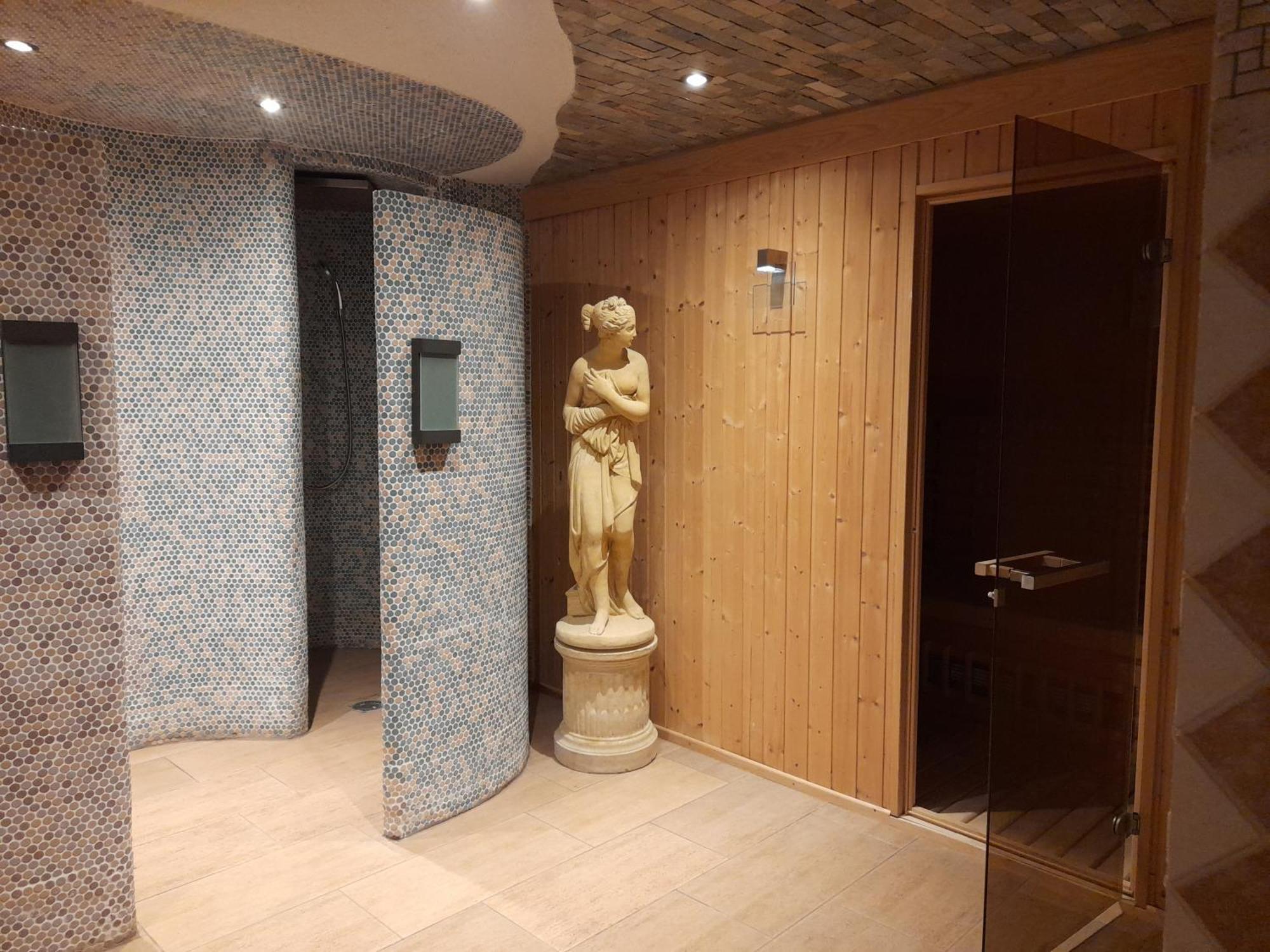 Wellness Hotel Beethoven Chomutov Zewnętrze zdjęcie